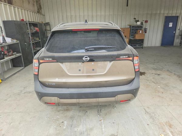 2026 NISSAN KICKS SV
