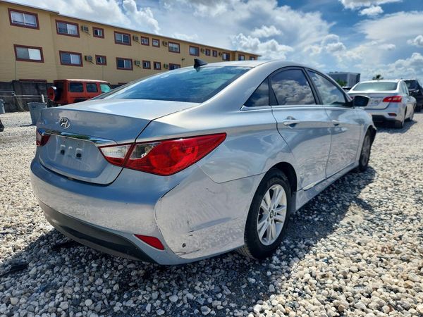 2014 HYUNDAI SONATA GLS/ GLS Popular