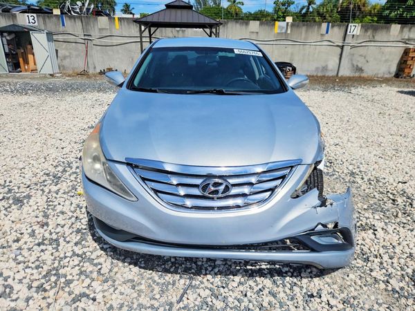 2014 HYUNDAI SONATA GLS/ GLS Popular
