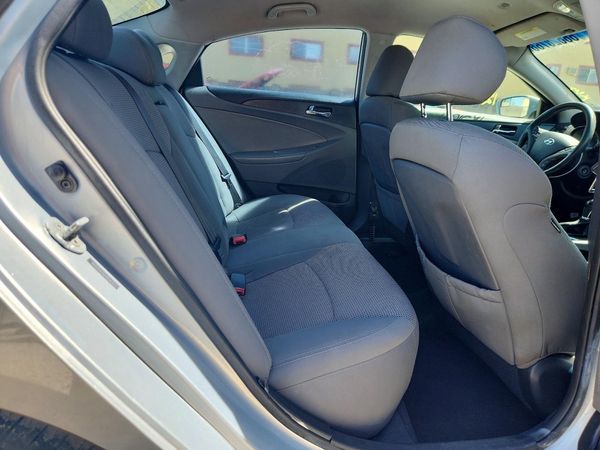 2014 HYUNDAI SONATA GLS/ GLS Popular