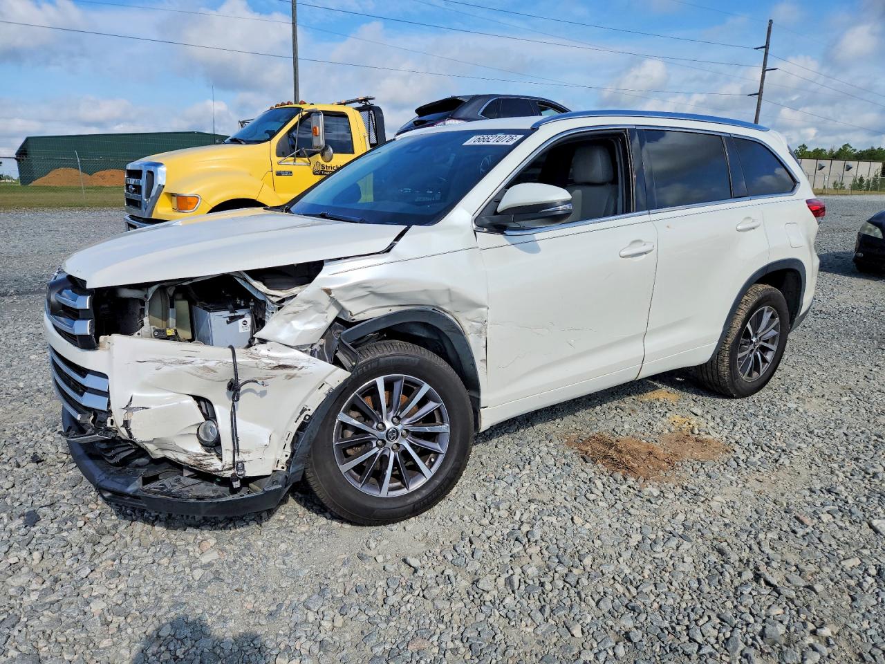 2018 TOYOTA HIGHLANDER