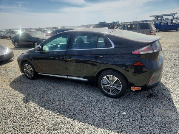 2020 HYUNDAI IONIQ SEL