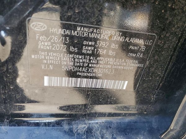 2013 HYUNDAI ELANTRA