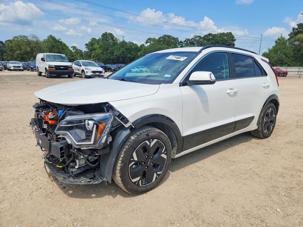 2024 KIA NIRO Wind