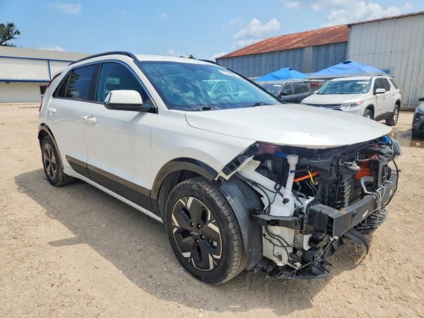 2024 KIA NIRO Wind