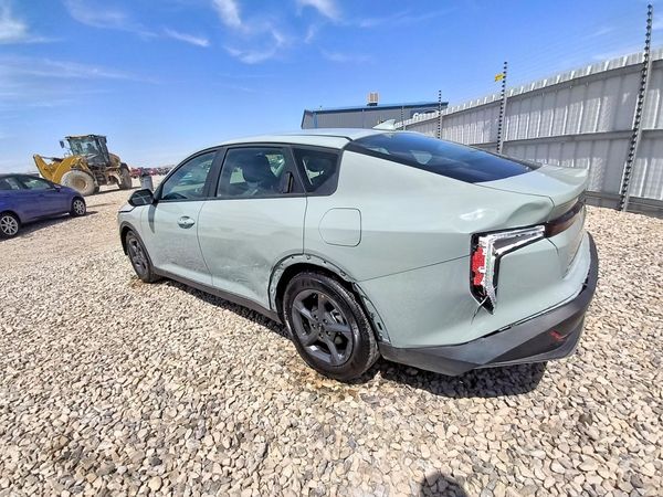 2026 KIA K4 LX, LXS