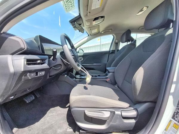 2026 KIA K4 LX, LXS