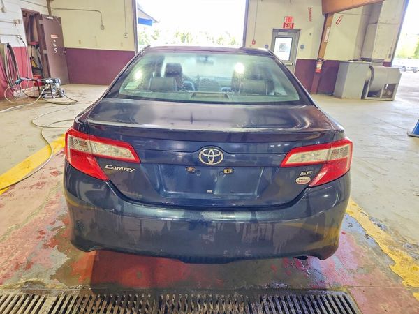 2012 TOYOTA CAMRY