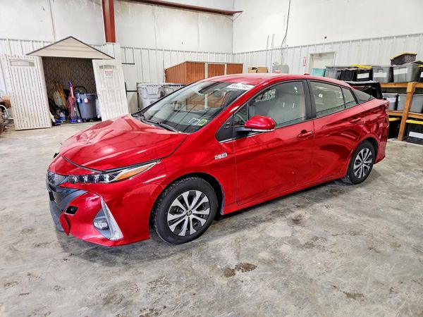2022 TOYOTA PRIUS