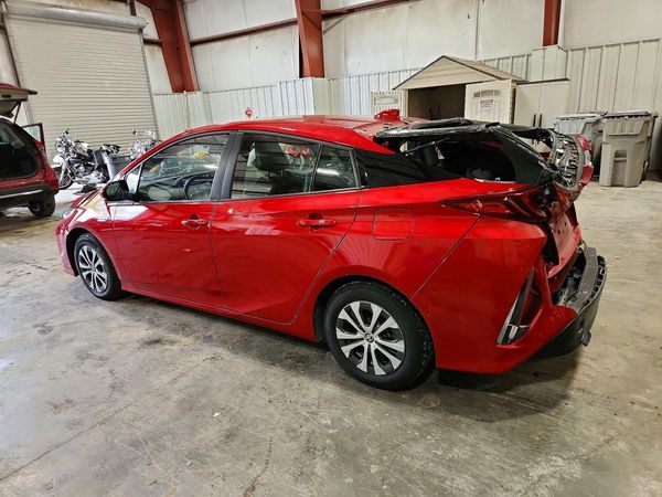 2022 TOYOTA PRIUS