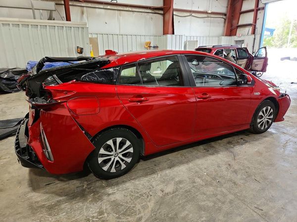 2022 TOYOTA PRIUS