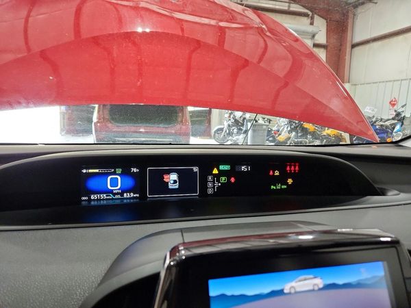 2022 TOYOTA PRIUS