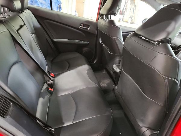 2022 TOYOTA PRIUS