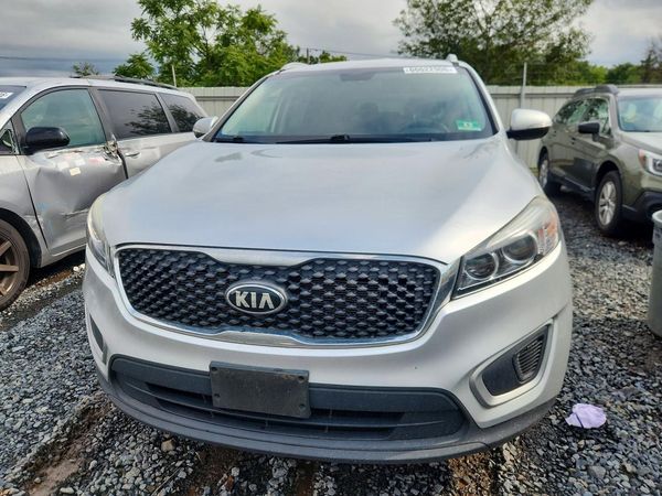 2018 KIA SORENTO L, LX