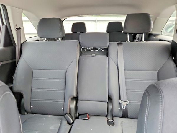 2018 KIA SORENTO L, LX