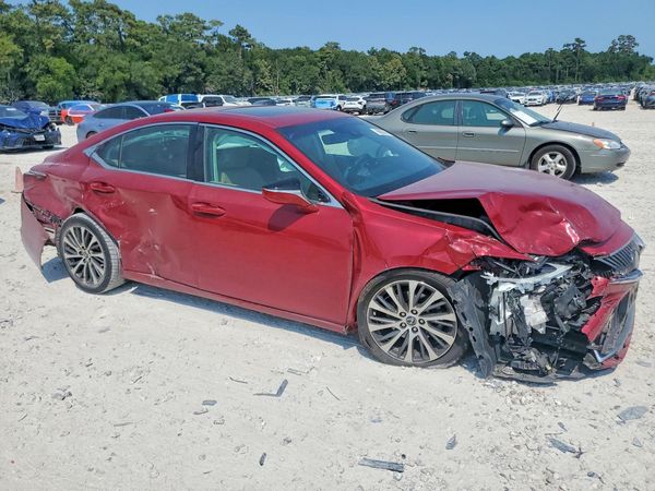 2019 LEXUS ES
