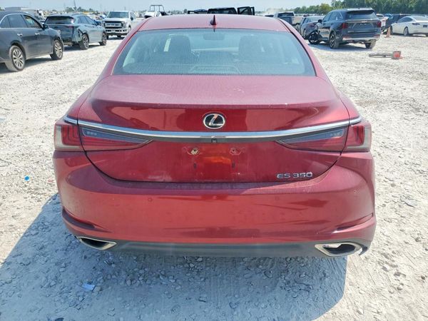 2019 LEXUS ES