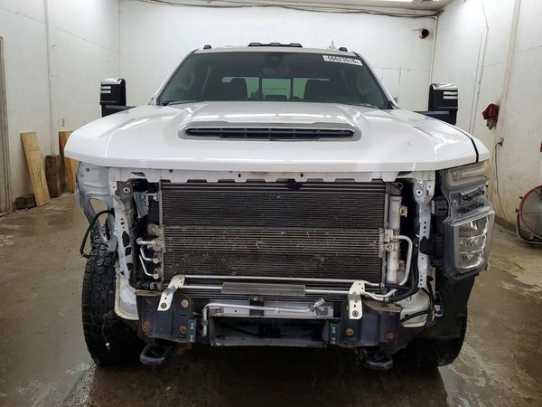 2021 CHEVROLET SILVERADO LTZ