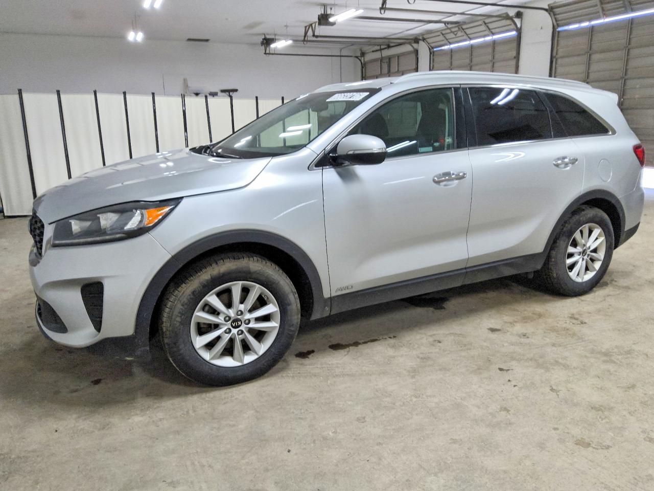 2019 KIA SORENTO L, LX, S