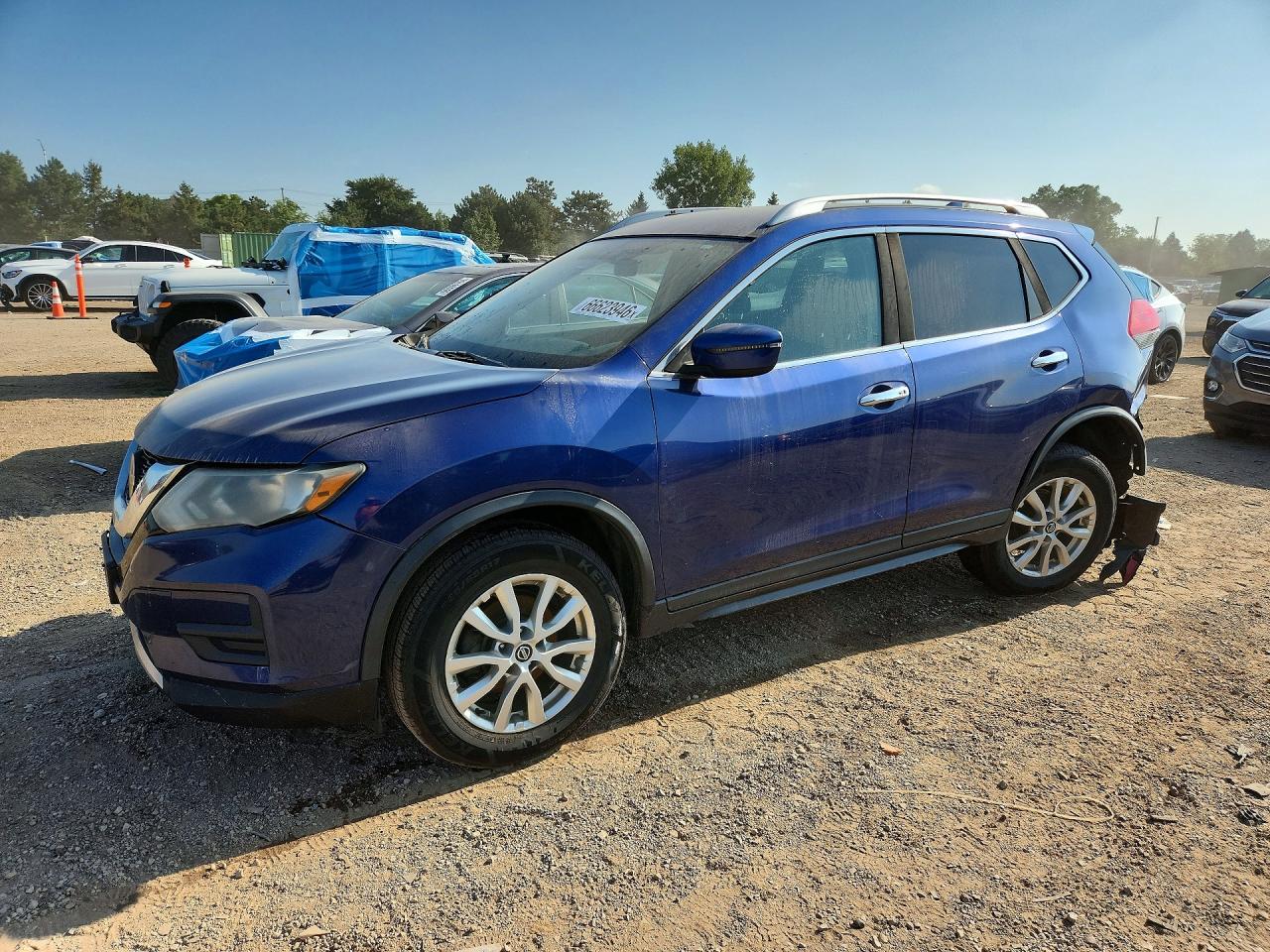 2018 NISSAN ROGUE — Front 3/4