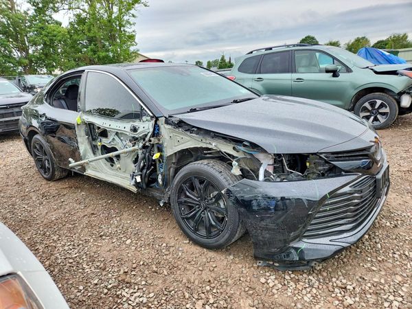 2020 TOYOTA CAMRY