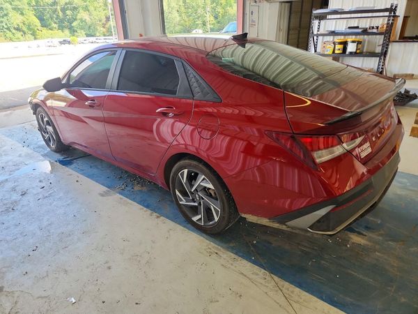2025 HYUNDAI ELANTRA