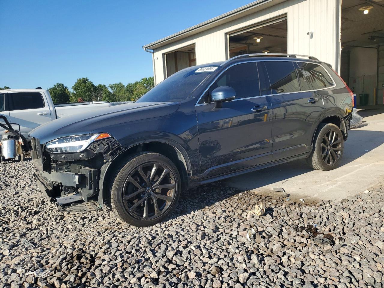2019 VOLVO XC90