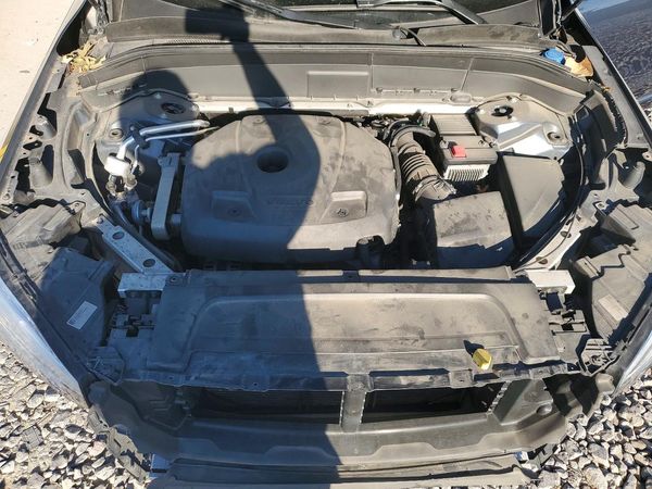 2019 VOLVO XC90