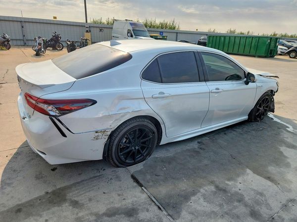 2021 TOYOTA CAMRY