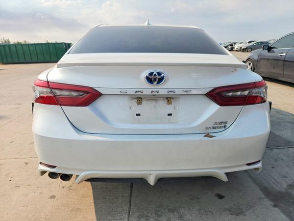 2021 TOYOTA CAMRY