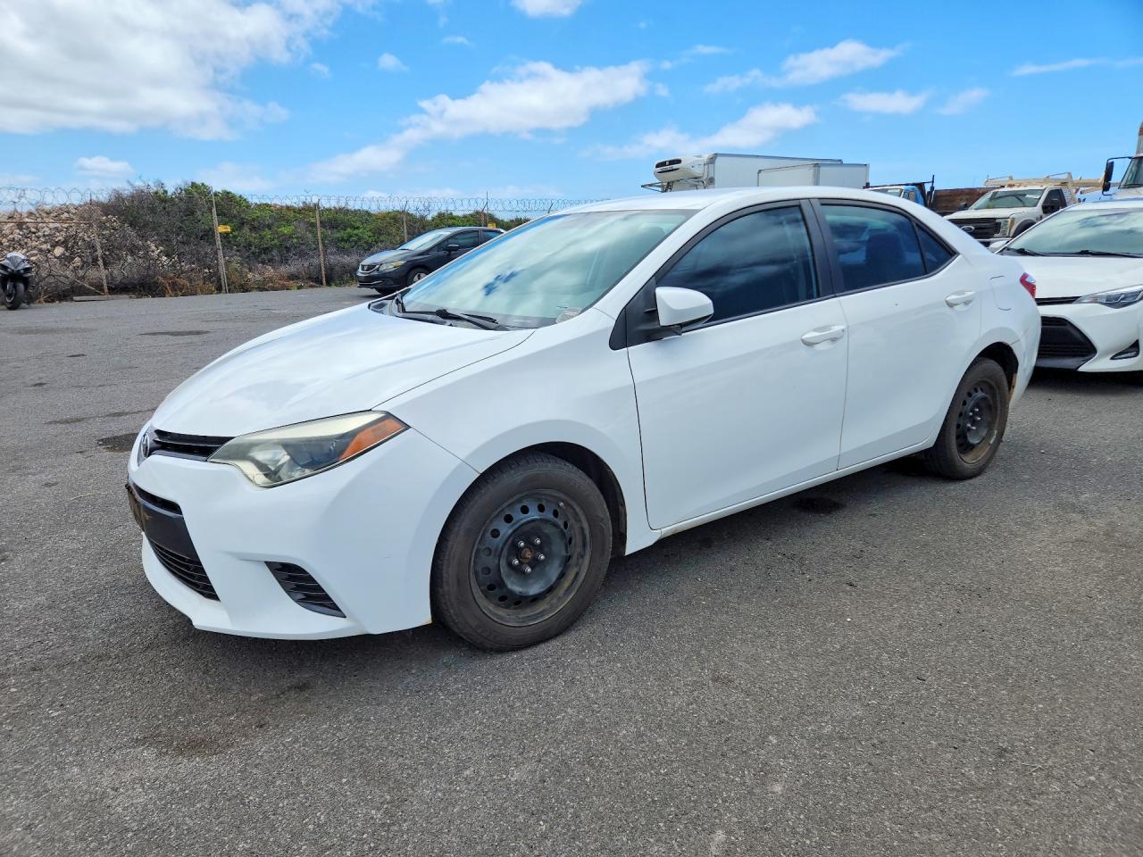 2015 TOYOTA COROLLA