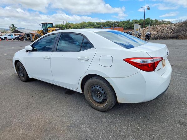 2015 TOYOTA COROLLA