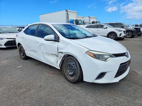 2015 TOYOTA COROLLA