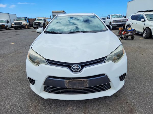 2015 TOYOTA COROLLA