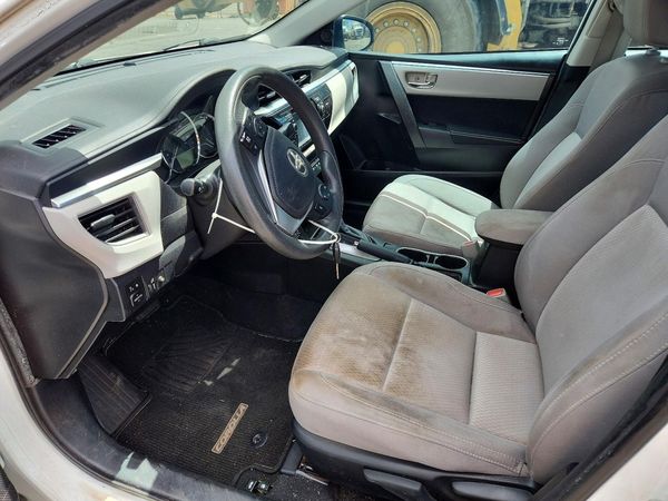 2015 TOYOTA COROLLA