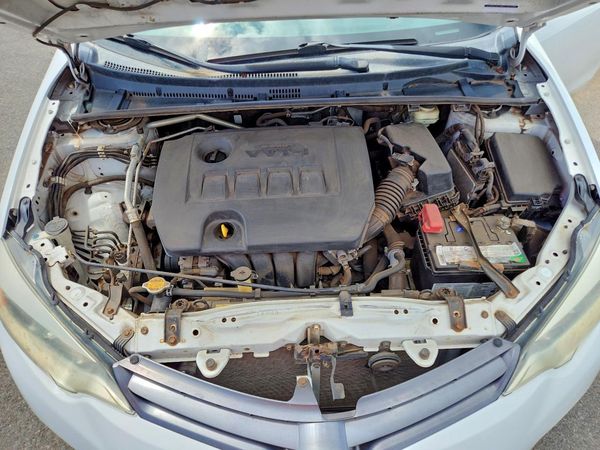 2015 TOYOTA COROLLA