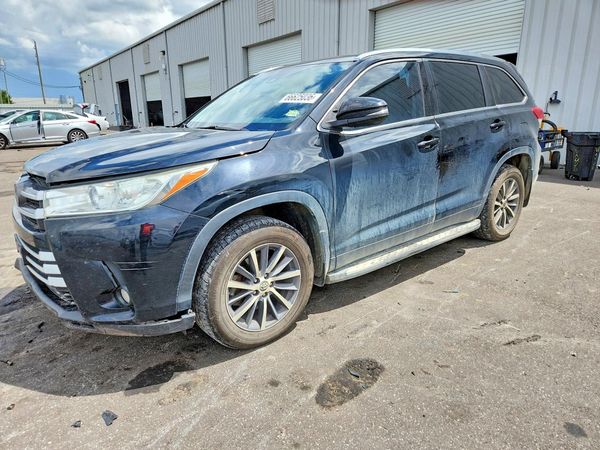 2019 TOYOTA HIGHLANDER