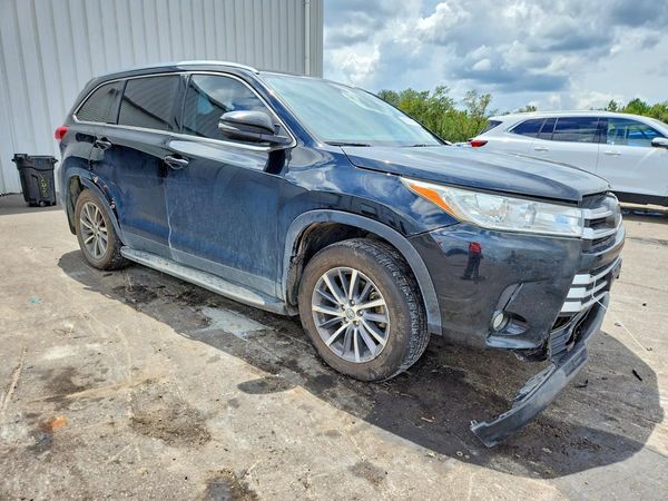 2019 TOYOTA HIGHLANDER