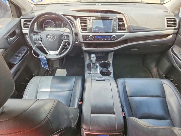 2019 TOYOTA HIGHLANDER