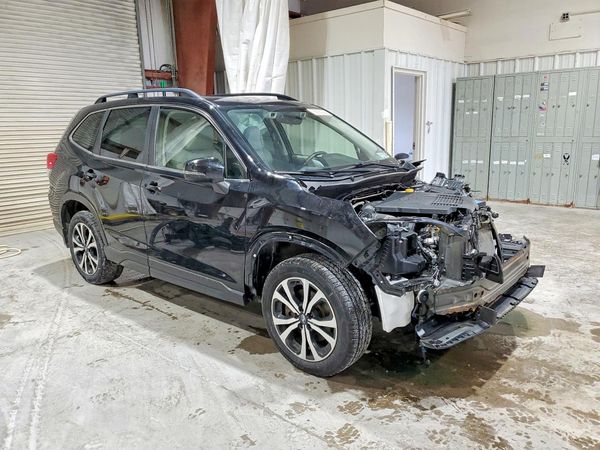 2021 SUBARU FORESTER Limited