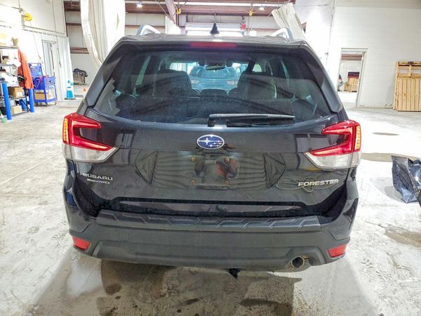 2021 SUBARU FORESTER Limited
