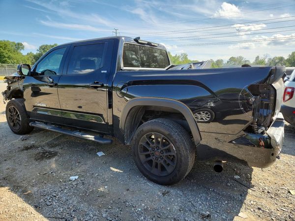 2024 TOYOTA TUNDRA SR5