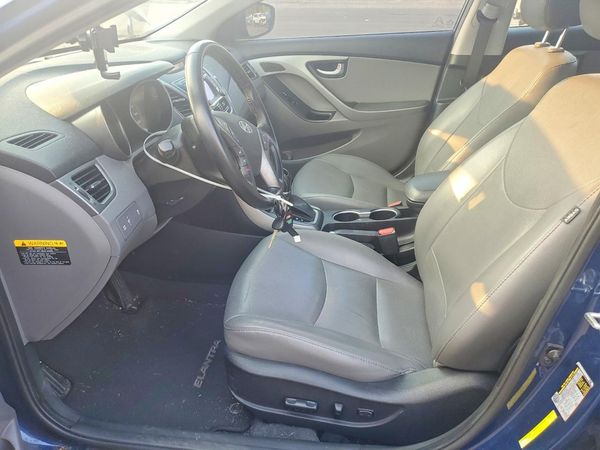 2015 HYUNDAI ELANTRA GLS(Middle)