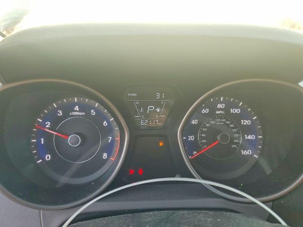 2015 HYUNDAI ELANTRA GLS(Middle)