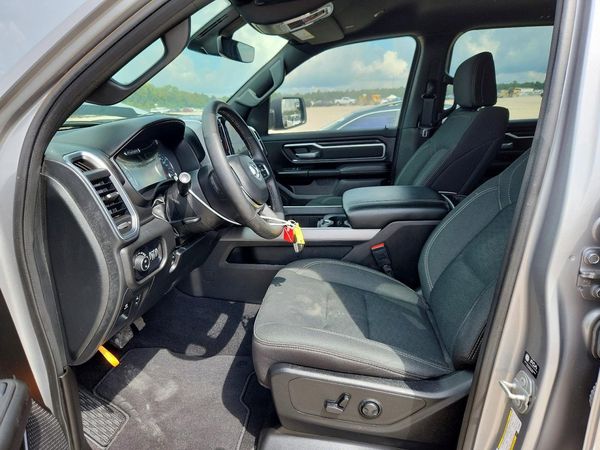 2025 RAM 1500 Big Horn/Lonestar