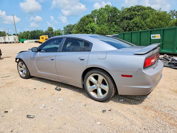 2013 DODGE CHARGER