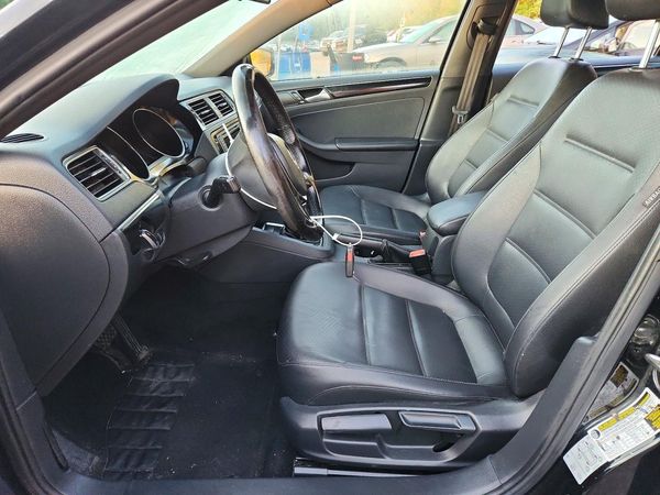2018 VOLKSWAGEN JETTA Sport