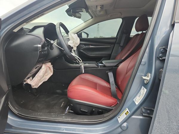 2025 MAZDA 3