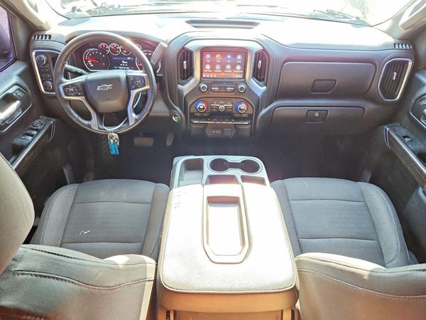 2019 CHEVROLET SILVERADO RST