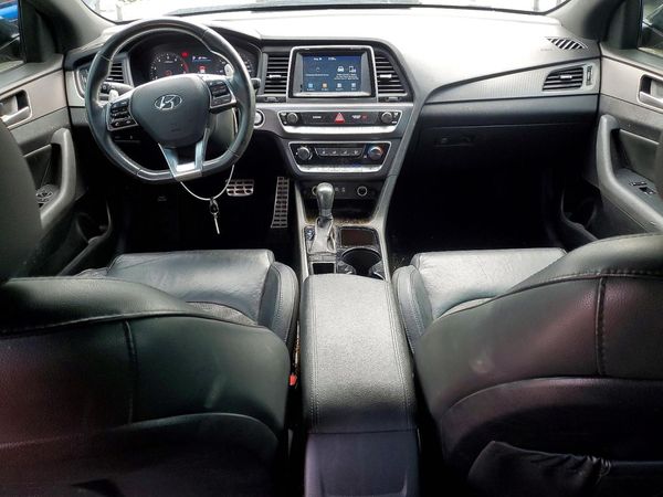 2018 HYUNDAI SONATA